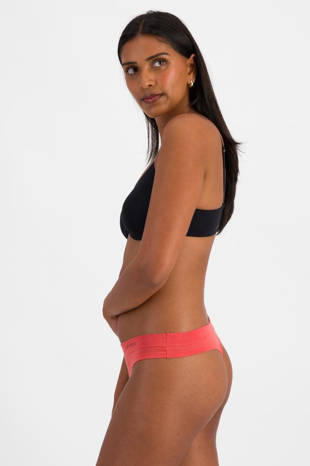 NAYA (She/Her) wears size 10 and is 174cm tall with 80cm chest and 63cm waist
