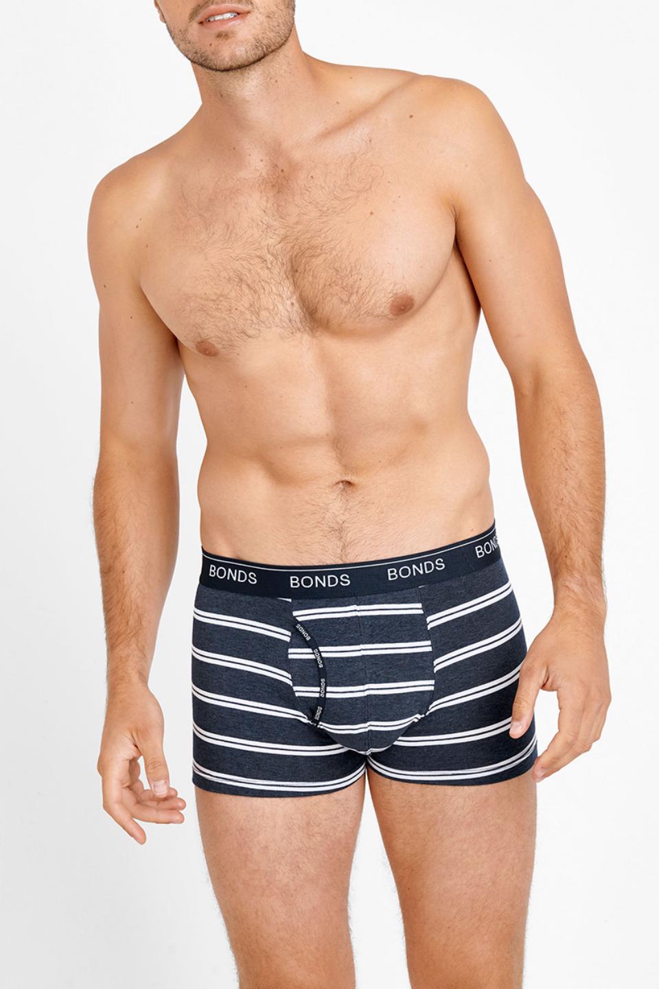 Model wears size Medium, is 182cm tall with 100cm chest and 79cm waist