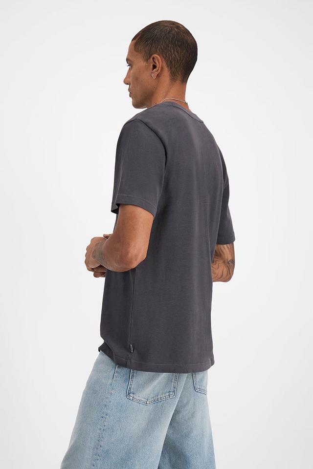 Luke (He/Him) wears size Medium and is 187cm tall with 91cm chest and 78cm waist