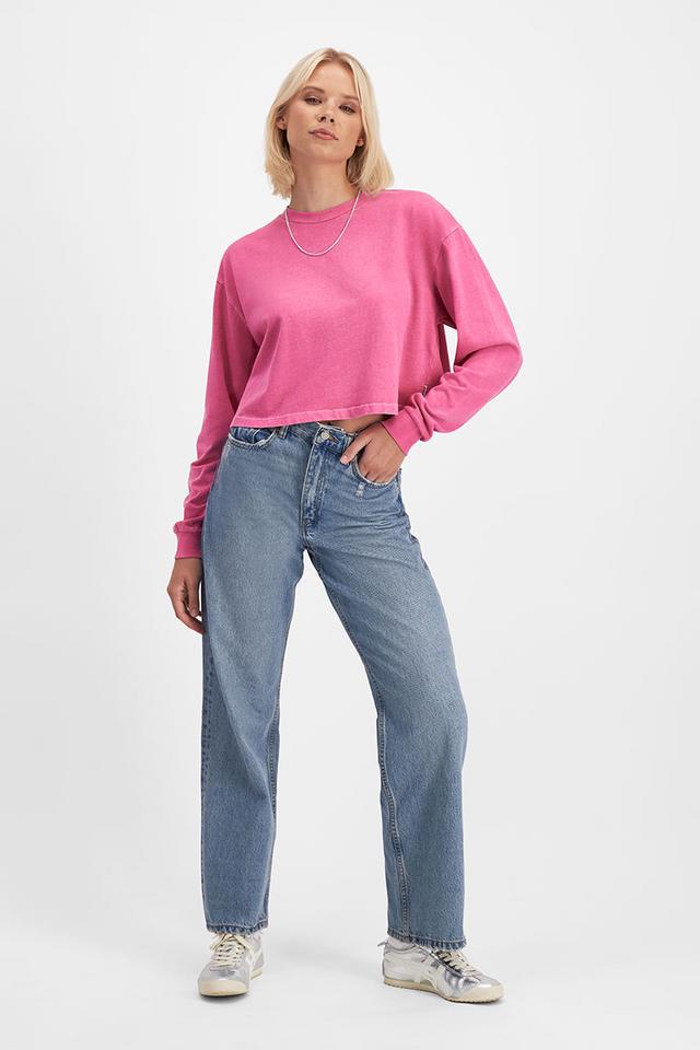 Annalise (She/Her) wears size Small and is 175cm tall with 85cm chest and 68cm waist