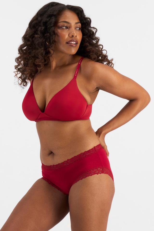 Camryn (She/Her) wears size 10 and is 106cm tall with 95cm chest and 74cm waist