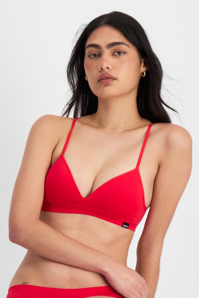 Olivia (She/Her) wears size 12B and is 176cm tall with cm chest and cm waist