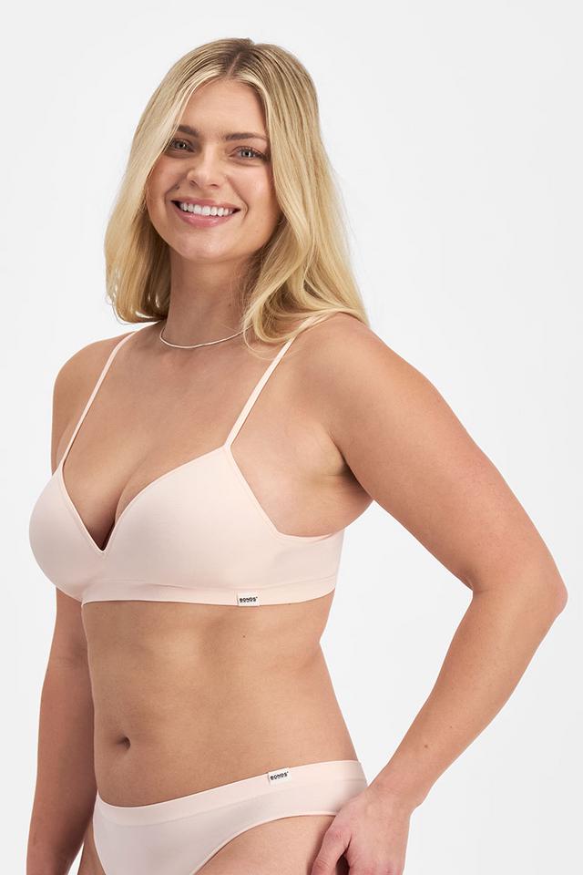 Zoe (She/Her) wears size 14 and is 170cm tall with 98cm chest and 85cm waist