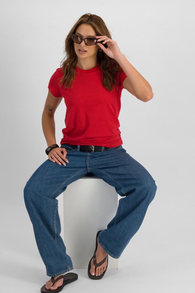 Melissa (She/Her) wears size S and is 169cm tall with 86cm chest and 66cm waist