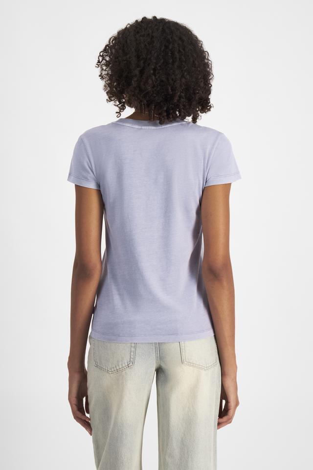 Norway (She/Her) wears size S and is 178cm tall with 82cm chest and 69cm waist
