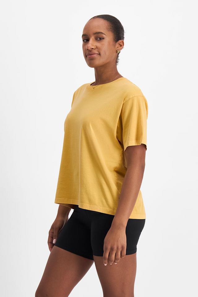 Ruby (She/Her) wears size S