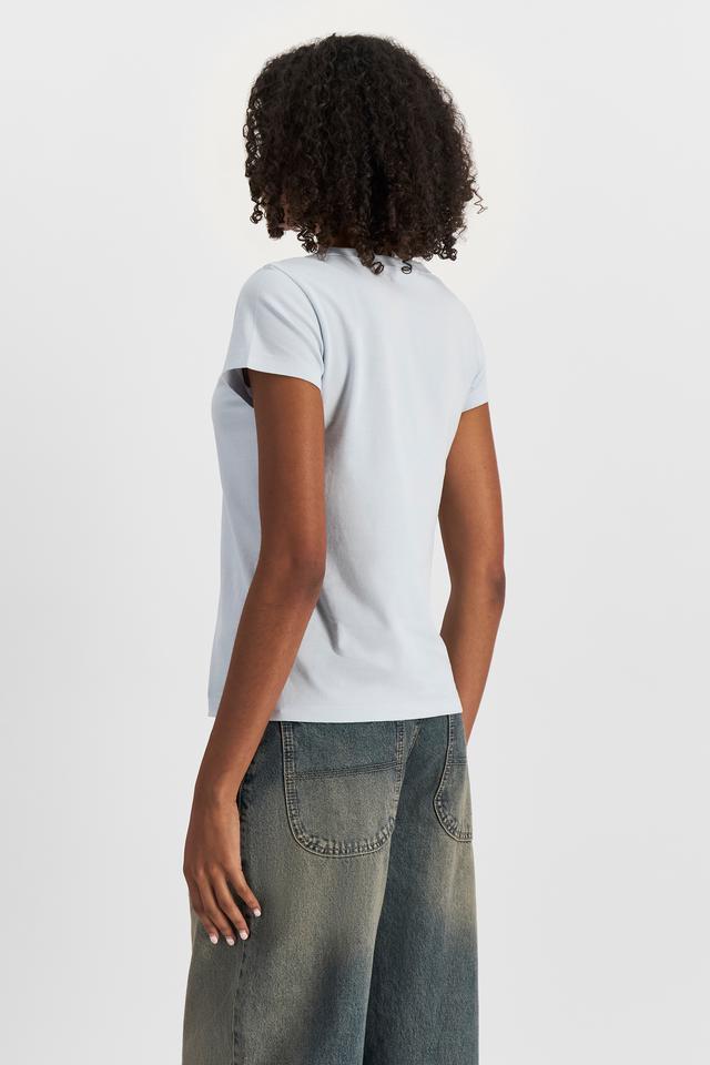 Norway (She/Her) wears size S and is 178cm tall with 82cm chest and 69cm waist
