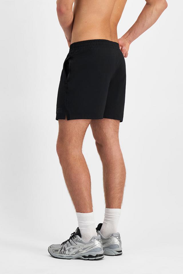 Max (He/Him) wears size Medium and is 189cm tall with 90cm chest and 73cm waist