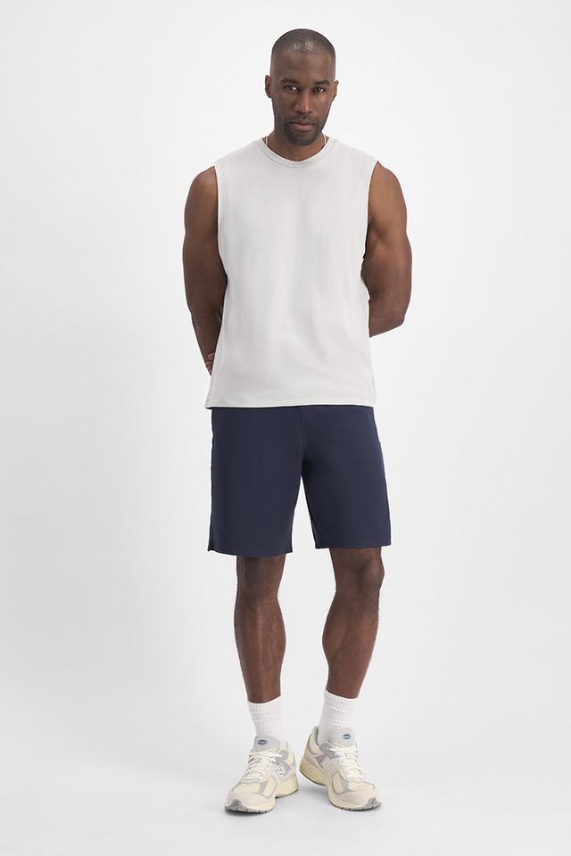Paoulo (He/Him) wears size Medium and is 188cm tall with 98cm chest and 79cm waist