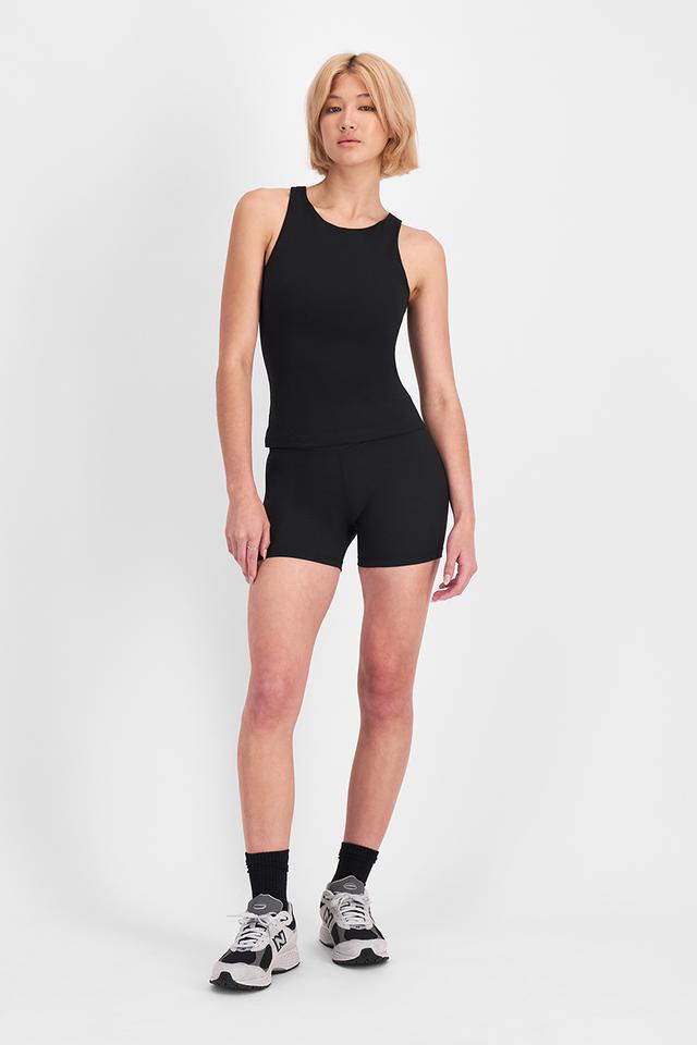 Rhiannan (She/Her) wears size 10 and is 175cm tall with cm chest and cm waist