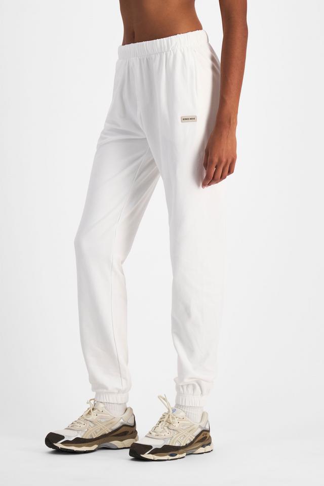 Norway (She/Her) wears size S and is 178cm tall with 82cm chest and 69cm waist