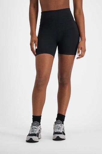 Move Midi Short (Nu Black)