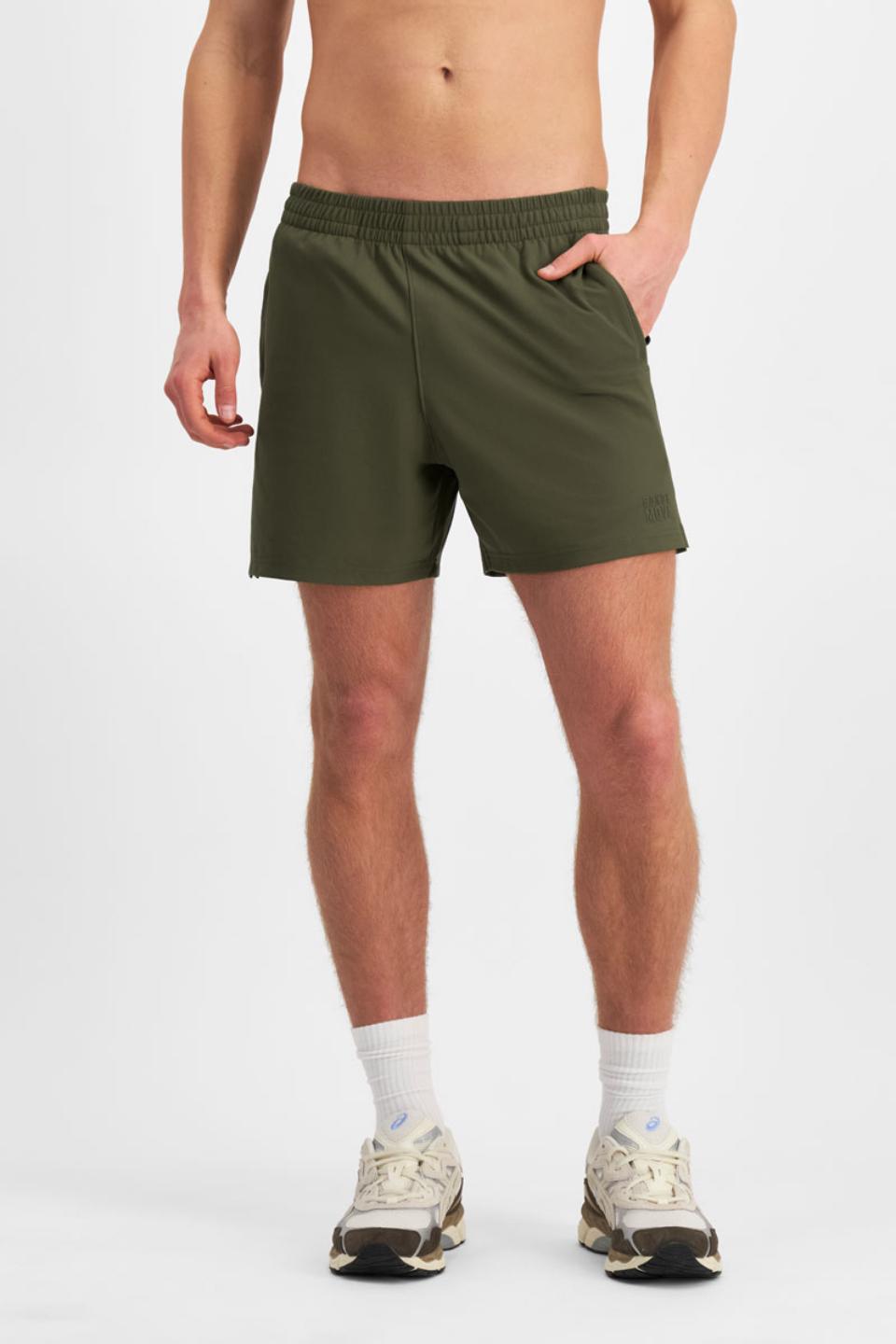 Move 5" Active Short