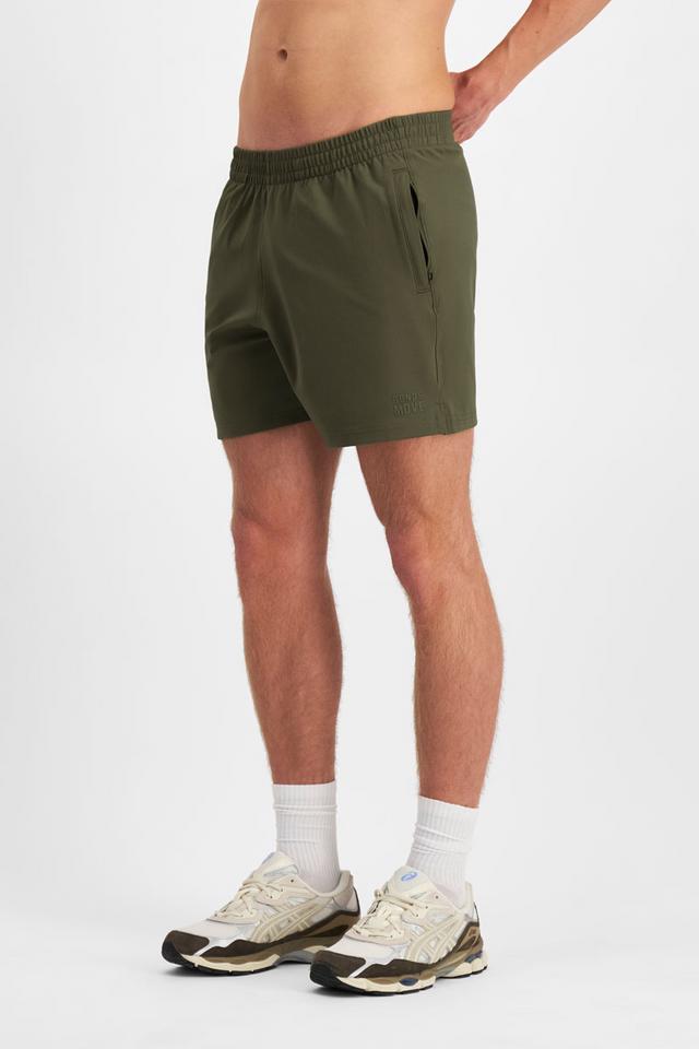 Move 5" Active Short