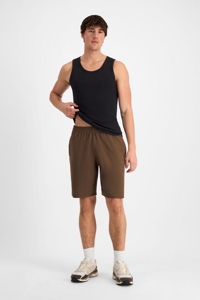 Alex (He/Him) wears size M and is 184cm tall with 98cm chest and 81cm waist