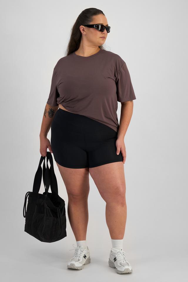 Move Hot Short