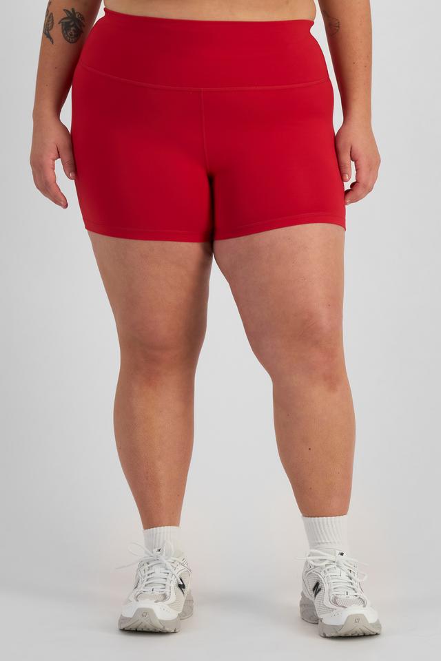 Move Hot Short