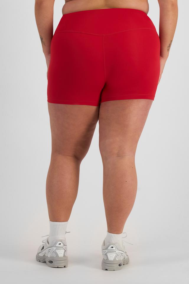 Move Hot Short