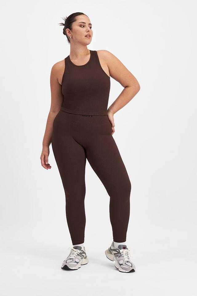 Bella (She/Her) Wears Size Large And Is 173cm Tall With 95cm Chest And 77cm Waist