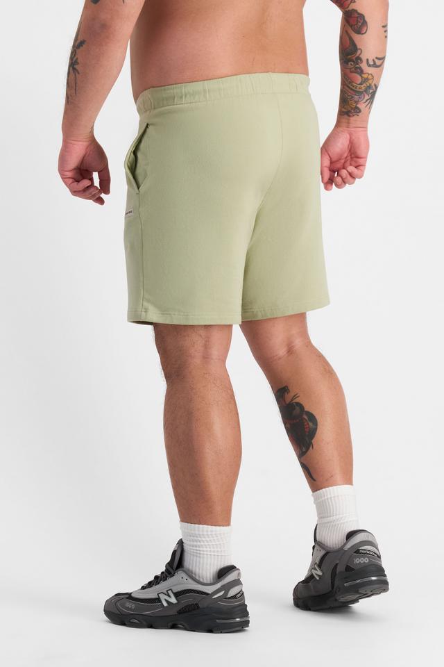 Mike (He/Him) wears size XL and is 180cm tall with 120cm chest and 96cm waist