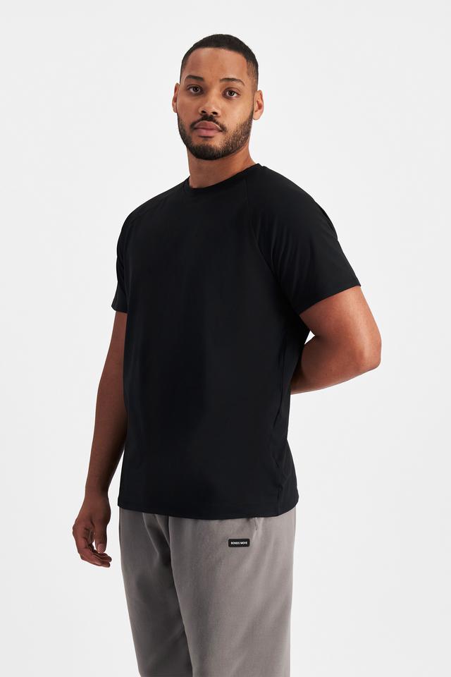 Jason (He/Him) wears size XL and is 194cm tall with 93cm chest and 113cm waist