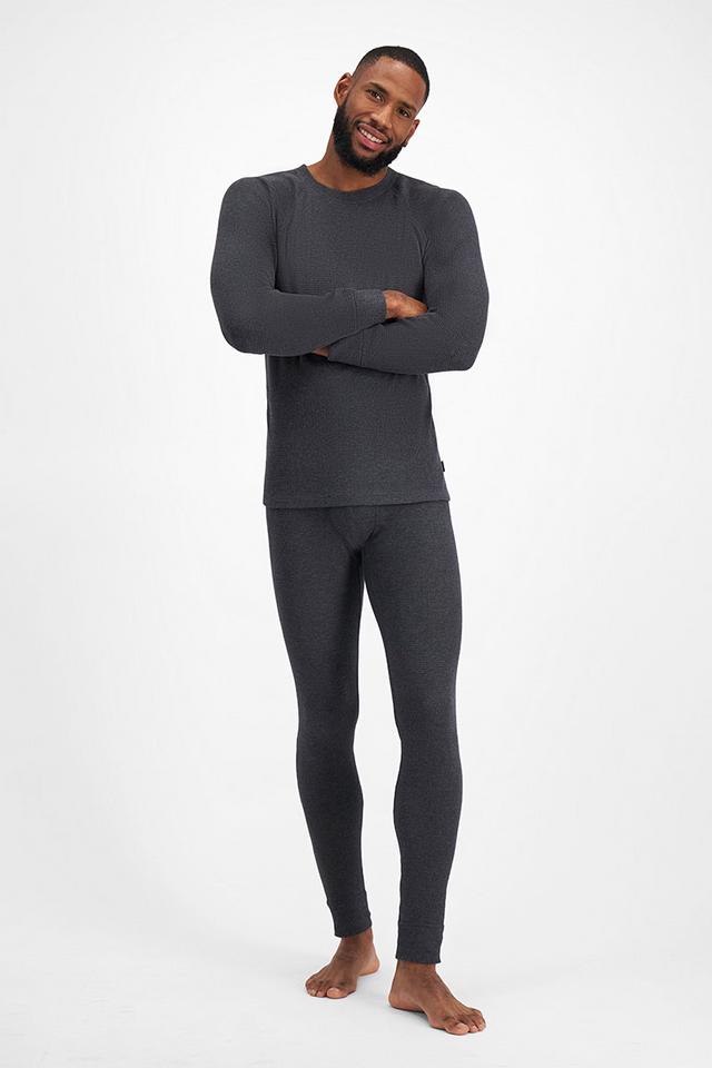 Romaric (He/Him) Wears Size Medium And Is 193cm Tall With 47cm Chest And 81cm Waist