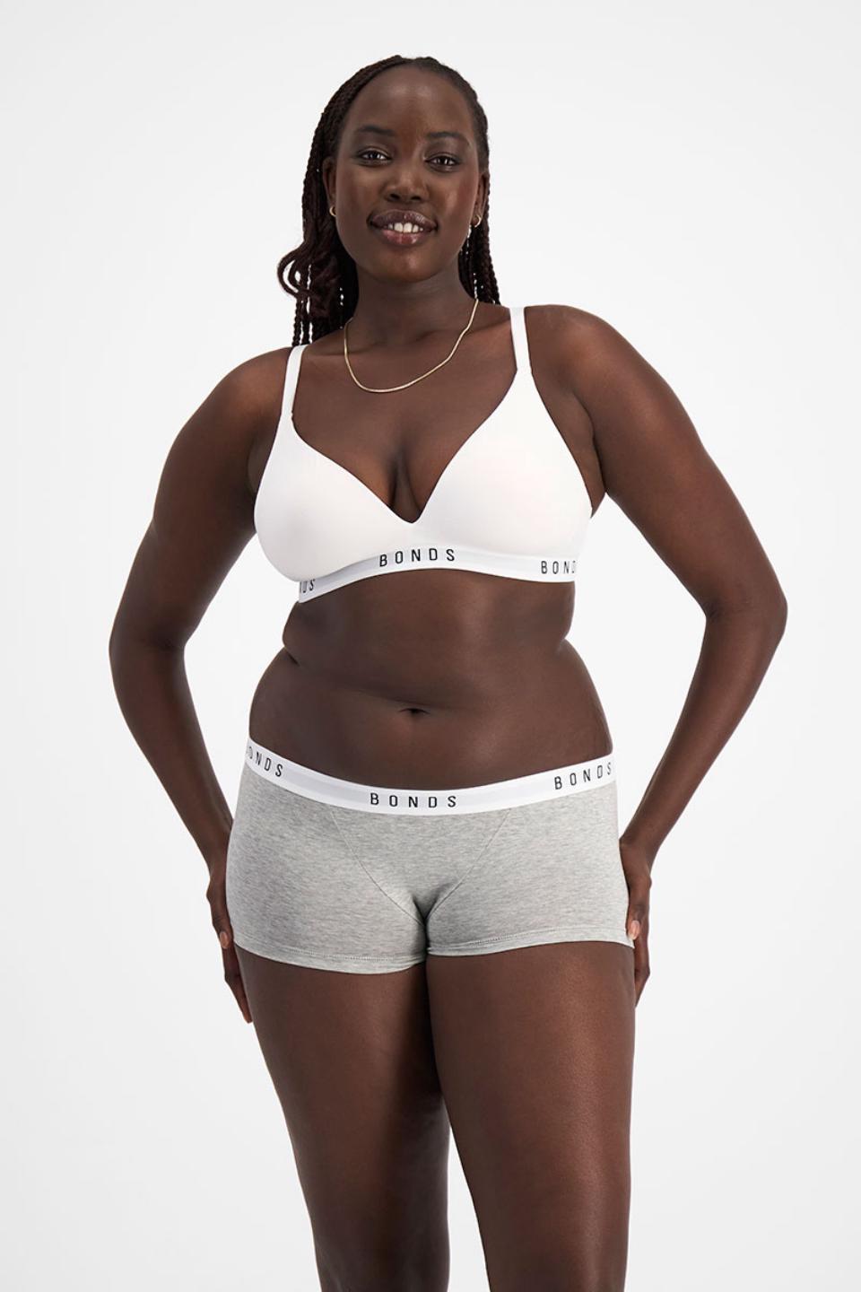 Victoria (She/Her) wears size 14 and is 178cm tall with 96cm chest and 78cm waist