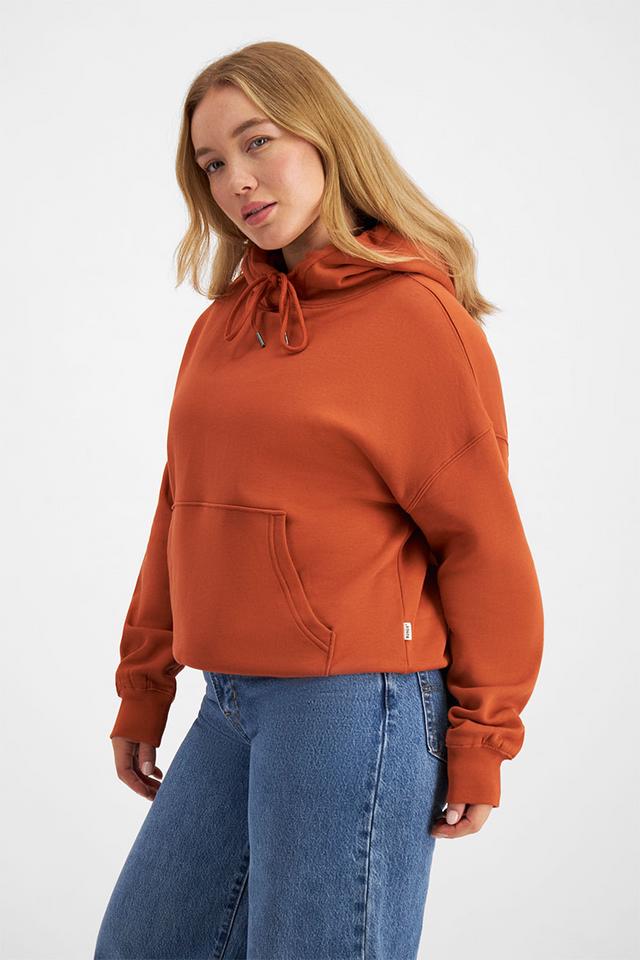 Taylor (She/Her) wears size Large and is 161cm tall with 98cm chest and 74cm waist