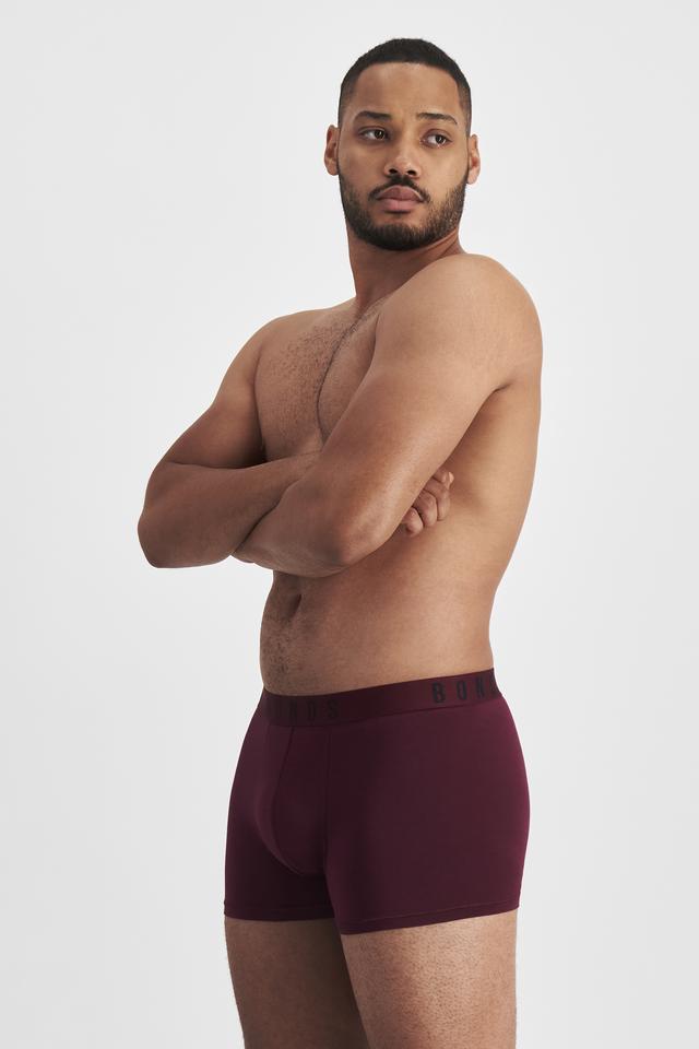 Jason (He/Him) wears size XL and is 194cm tall with 93cm chest and 113cm waist