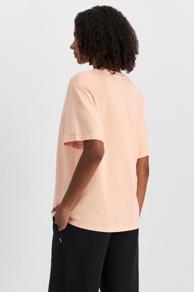 Norway (She/Her) wears size S and is 178cm tall with 82cm chest and 69cm waist