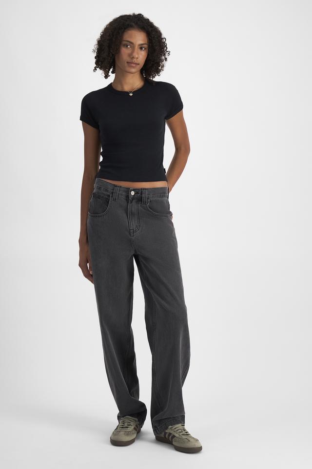 Norway (She/Her) wears size S and is 178cm tall with 82cm chest and 69cm waist