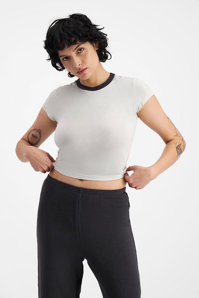 GeeGee (She/Her) wears size Small and is 178cm tall with 96cm chest and 73cm waist
