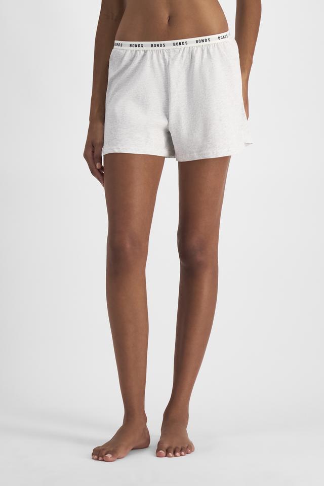 Norway (She/Her) wears size S and is 178cm tall with 82cm chest and 69cm waist
