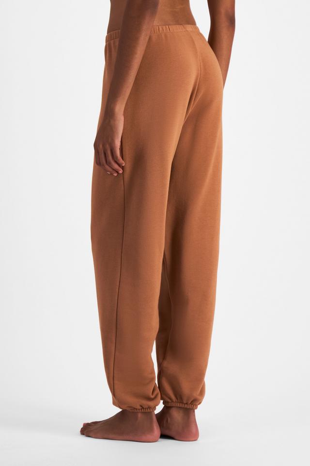 Norway (She/Her) wears size S and is 178cm tall with 82cm chest and 69cm waist