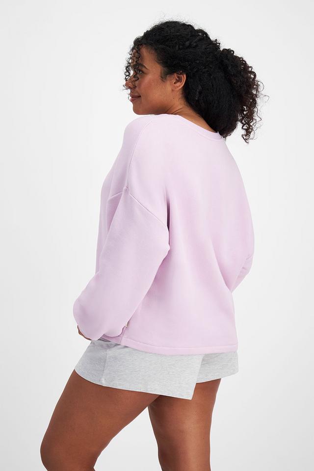 Larissa (She/Her) wears size Large and is 170.18cm tall with 90.17cm chest and 79.756cm waist