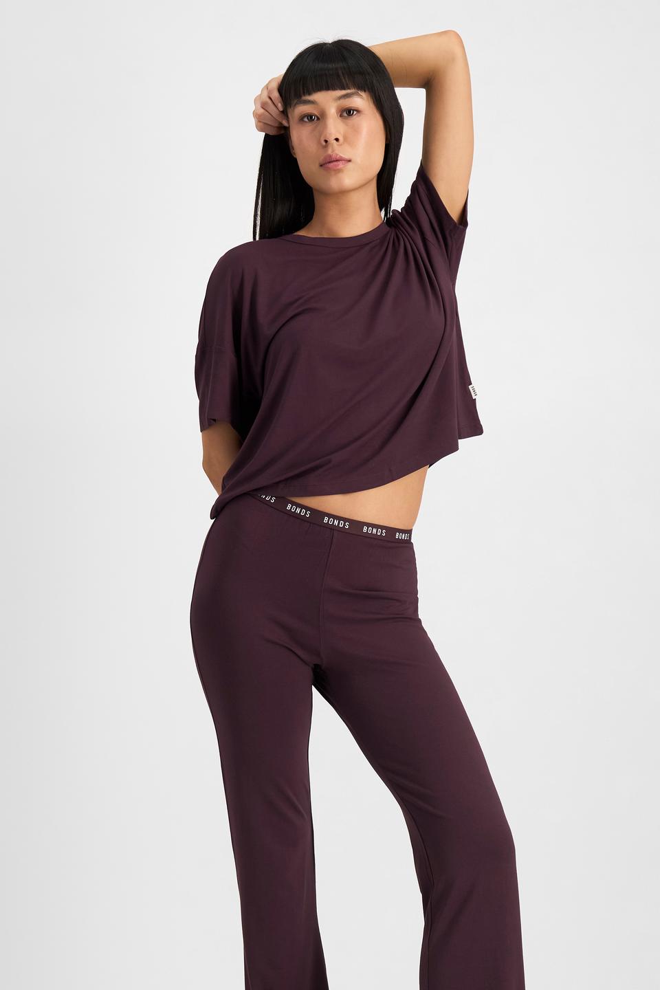 Nancy (She/Her) wears size S and is 170cm tall with 82cm chest and 64cm waist