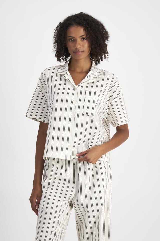 Norway (She/Her) wears size S and is 178cm tall with 82cm chest and 69cm waist