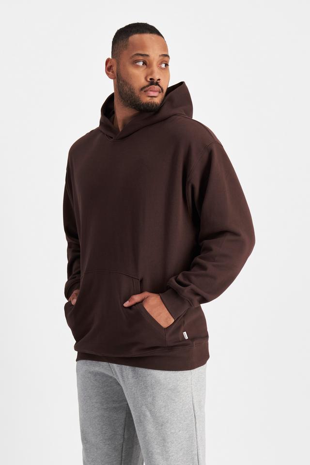 Jason (He/Him) wears size XL and is 194cm tall with 93cm chest and 113cm waist