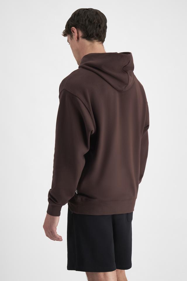 JOSH (He/Him) wears size M and is 185.48cm tall with 99cm chest and 81cm waist