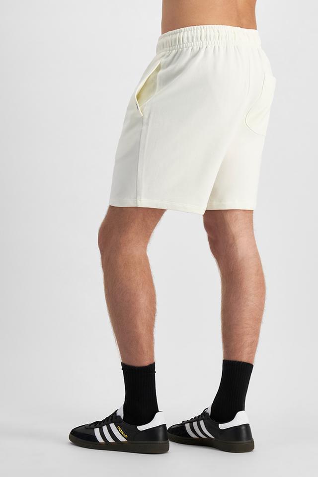 Max (He/Him) wears size Medium and is 189cm tall with 90cm chest and 73cm waist