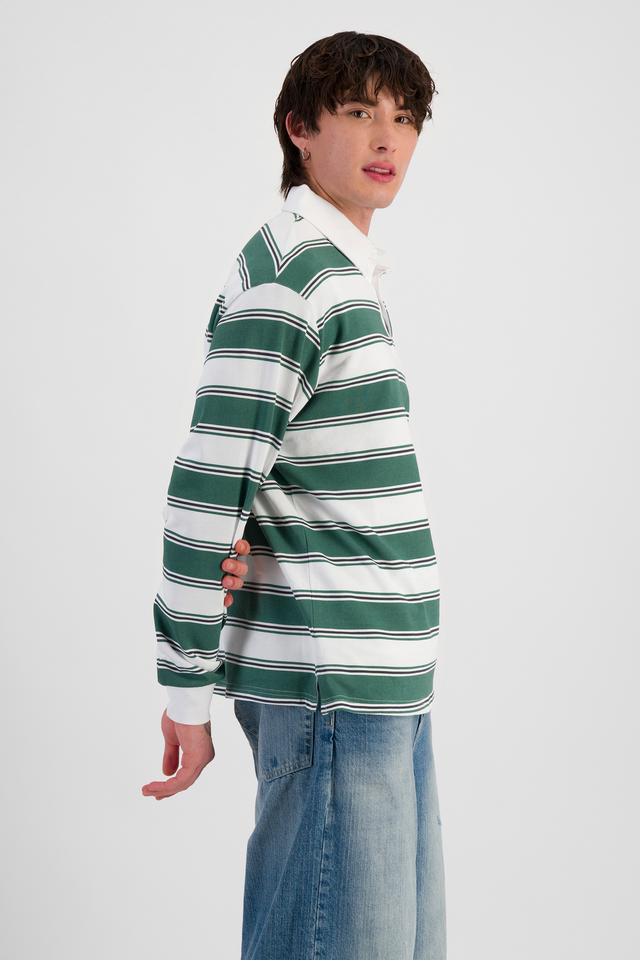 Jai (He/Him) wears size M and is 185cm tall with 92cm chest and 71cm waist