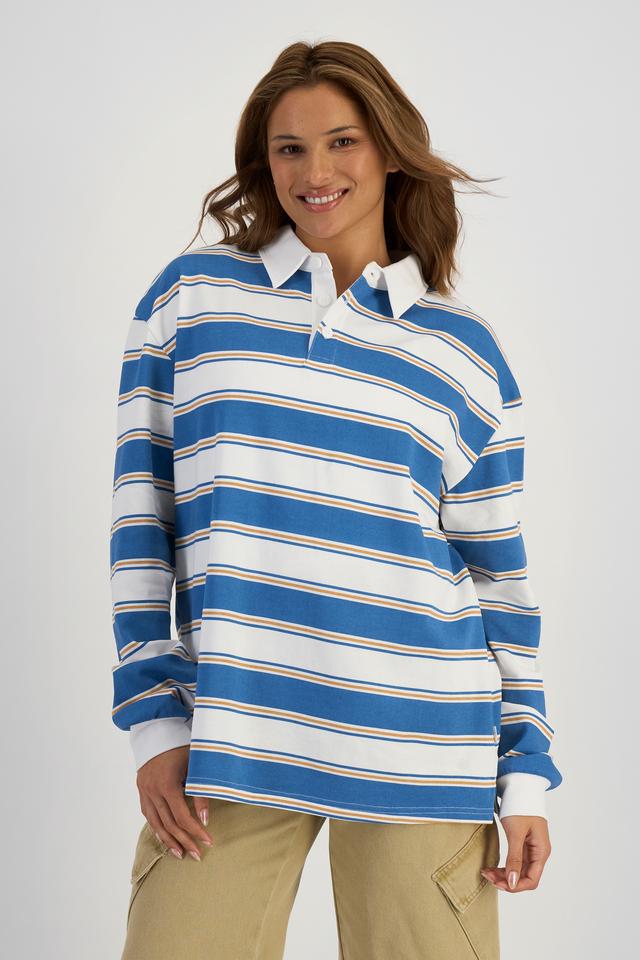 Melissa (She/Her) wears size S and is 169cm tall with 86cm chest and 66cm waist