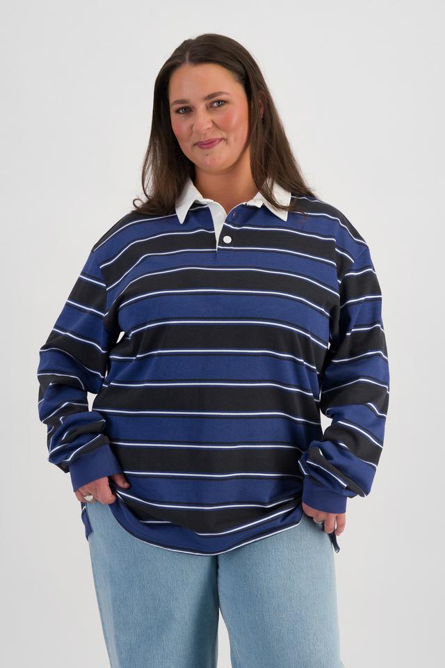 LANI (She/Her) wears size L and is 168cm tall with 115cm chest and 99cm waist