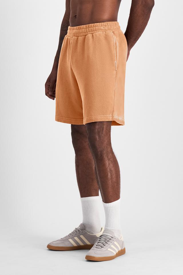 Paoulo (He/Him) wears size Medium and is 188cm tall with 98cm chest and 79cm waist
