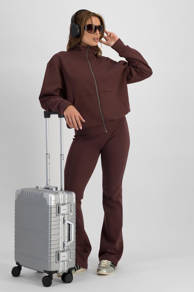Melissa (She/Her) wears size S and is 169cm tall with 86cm chest and 66cm waist