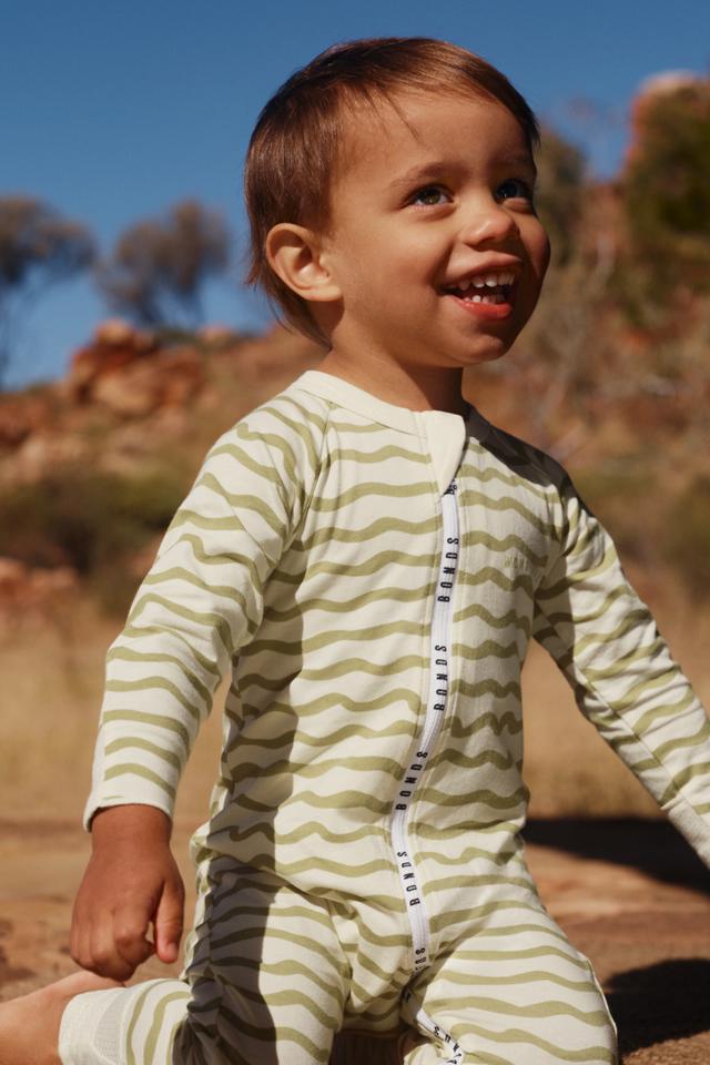 Wondercool Zip Wondersuit
