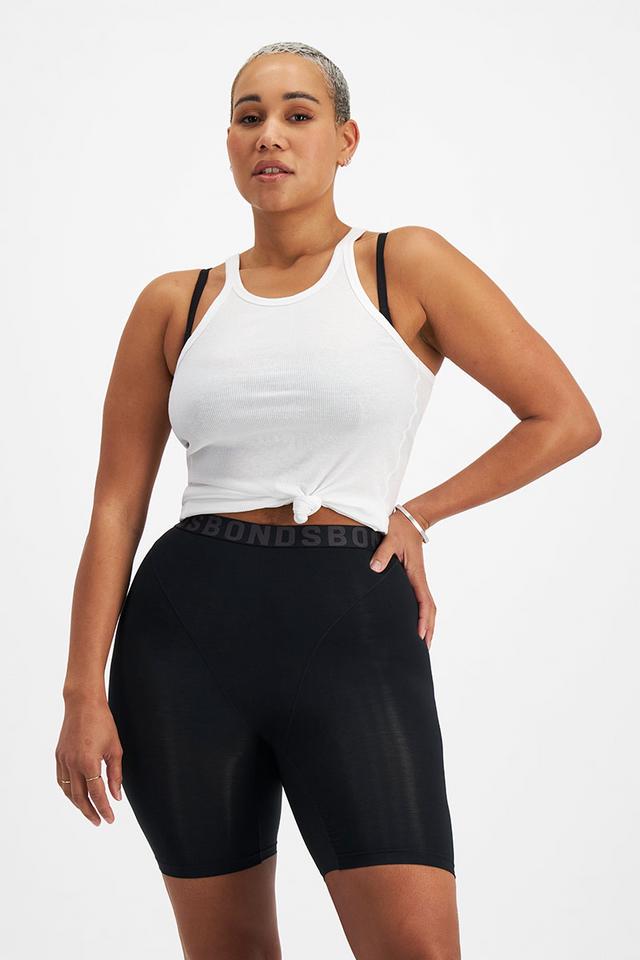 asmin (She/Her) Wears Size 14 And Is 172cm Tall With 101cm Chest And 82cm Waist