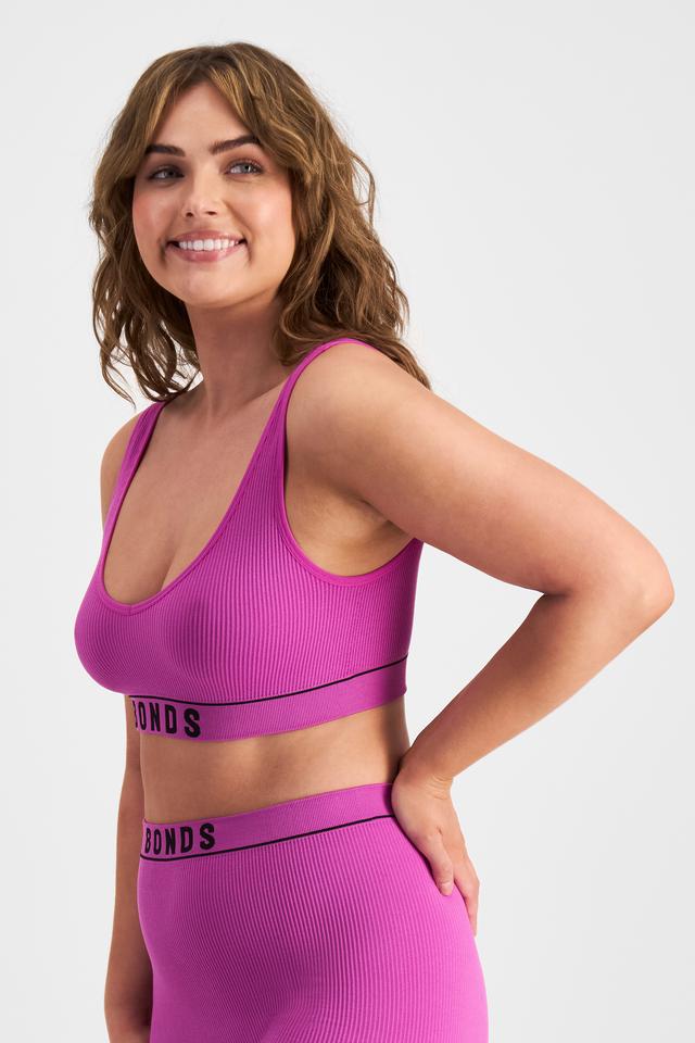 Retro Rib™ Seamless Deep V Crop