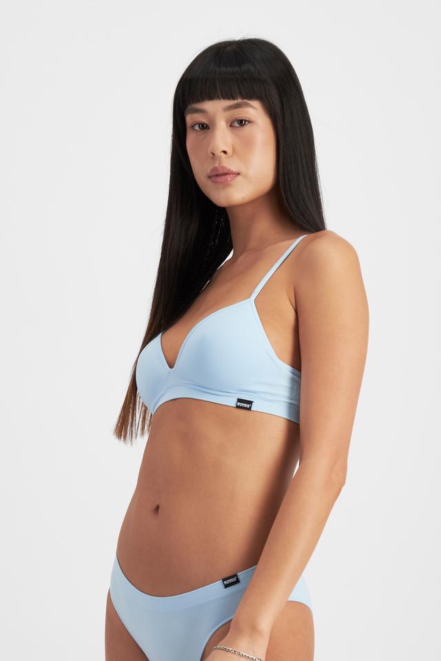 Nancy (She/Her) wears size S and is 170cm tall with 82cm chest and 64cm waist