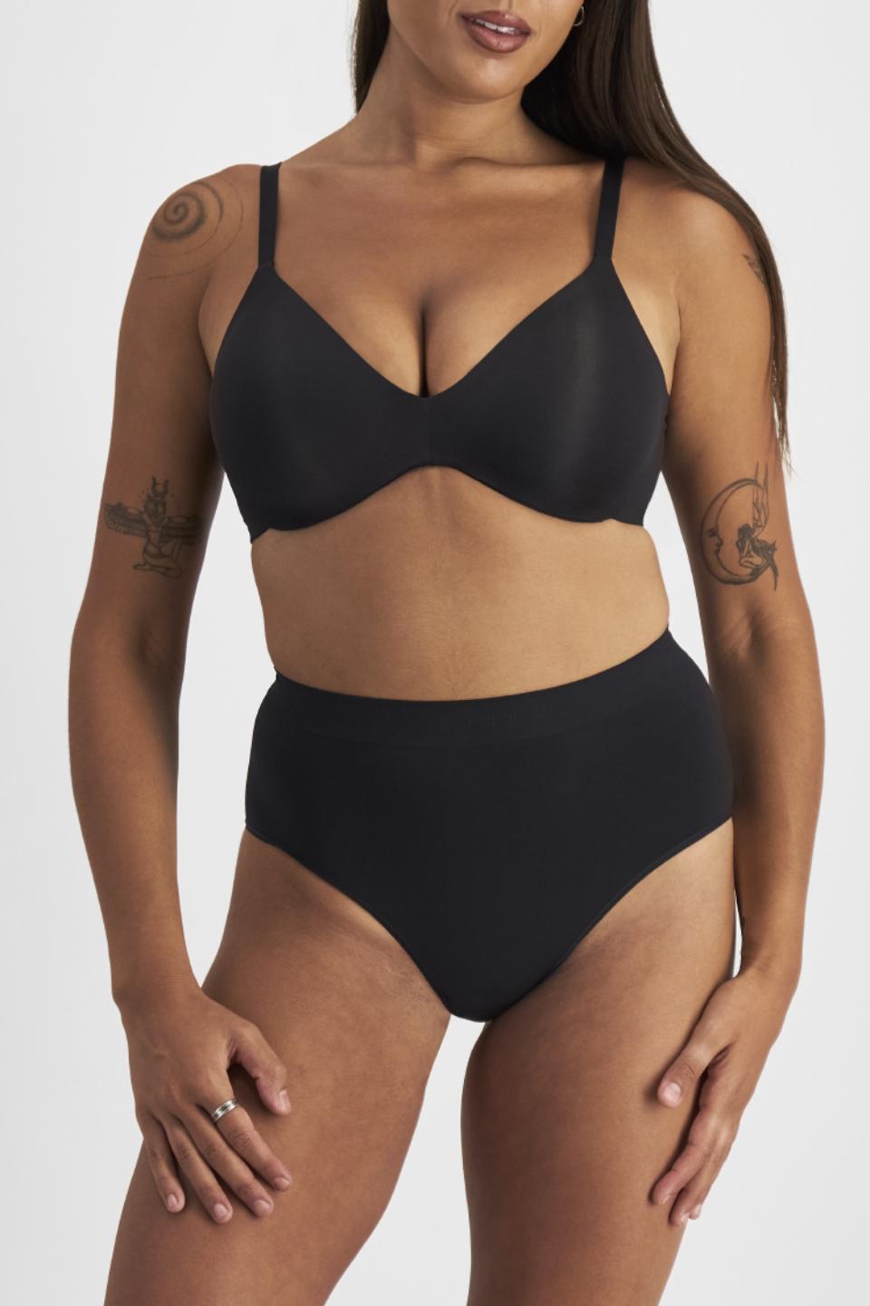 Bases Underwire Scoop Bra